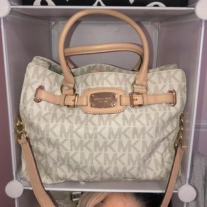 MICHAEL KORS BAG